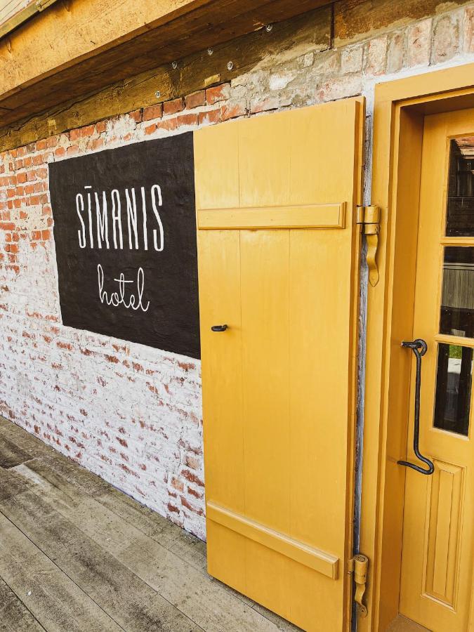 Simanis Boutique Hotel Kuldiga Exterior photo